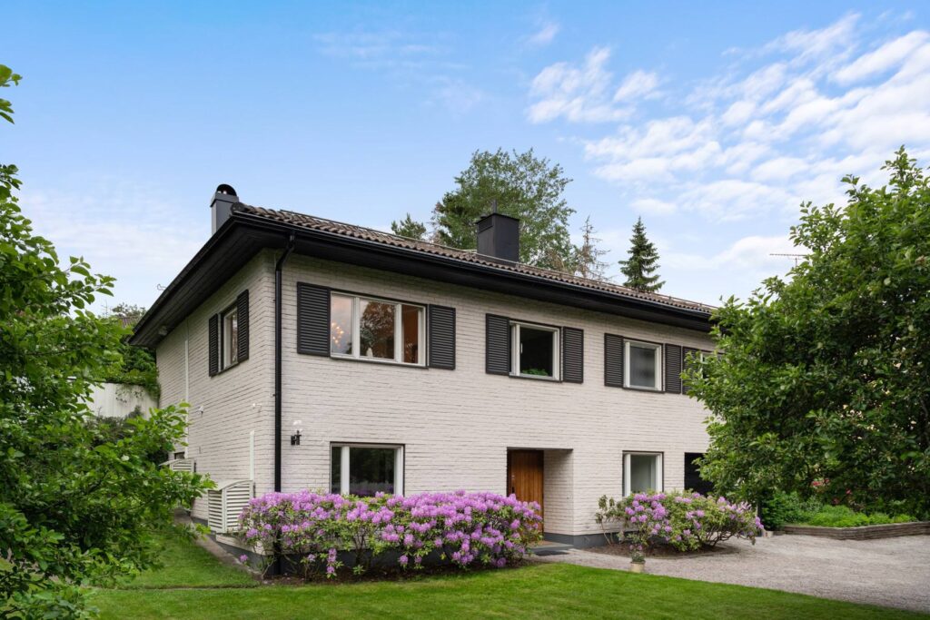 Husrenovering i 2 plansvilla. Haninge Hanviken