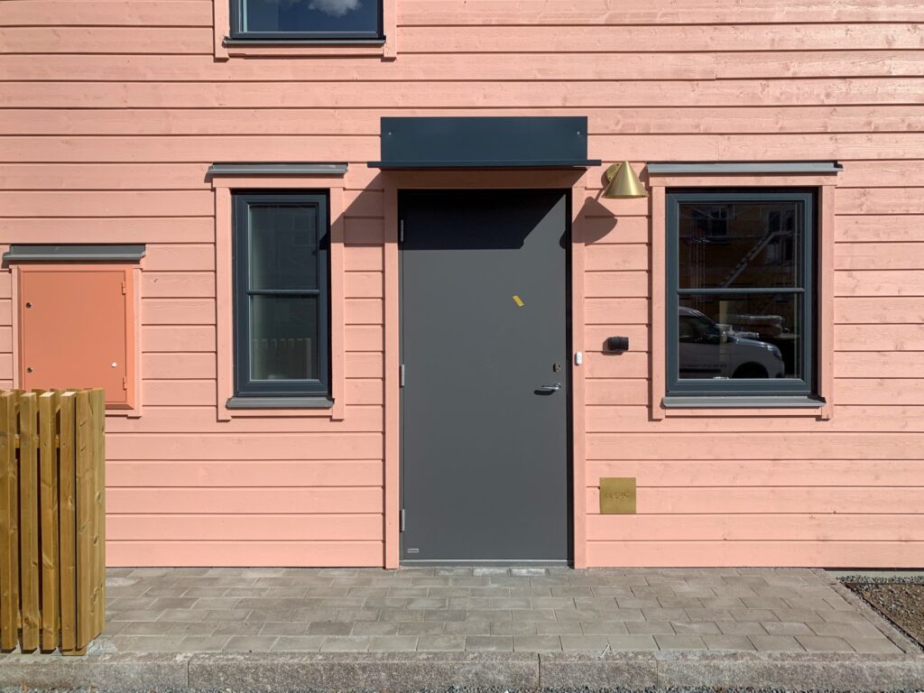 Ytskiktsrenovering till villa i Måsta, Eskilstuna
